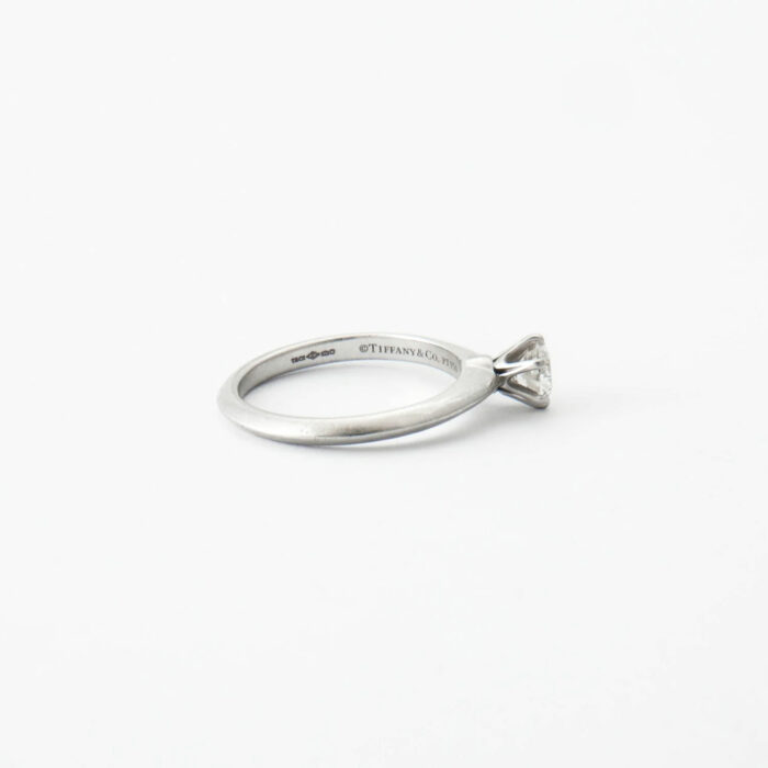 TIFFANY & CO - Platinum Solitaire Ring - Image 3