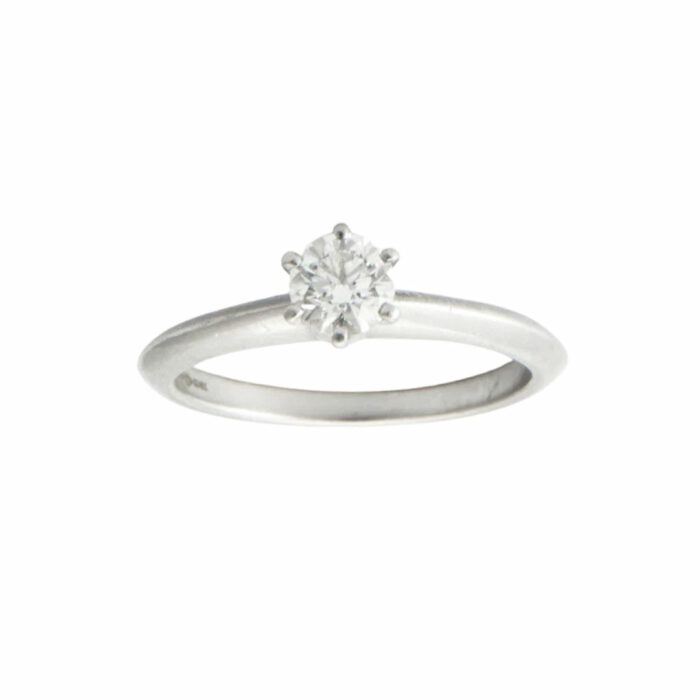 TIFFANY & CO - Platinum Solitaire Ring