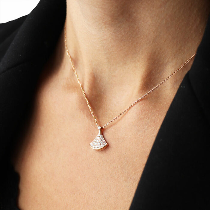 BULGARI – Divas Dream Necklace Rose Gold Diamond - Image 2